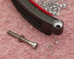 The cap headed bolt for reassembly